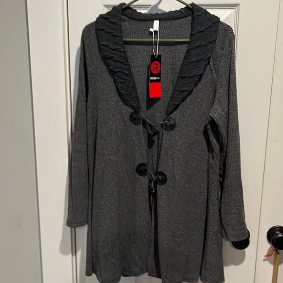 Rosegal Sweater - Picture 1 of 7